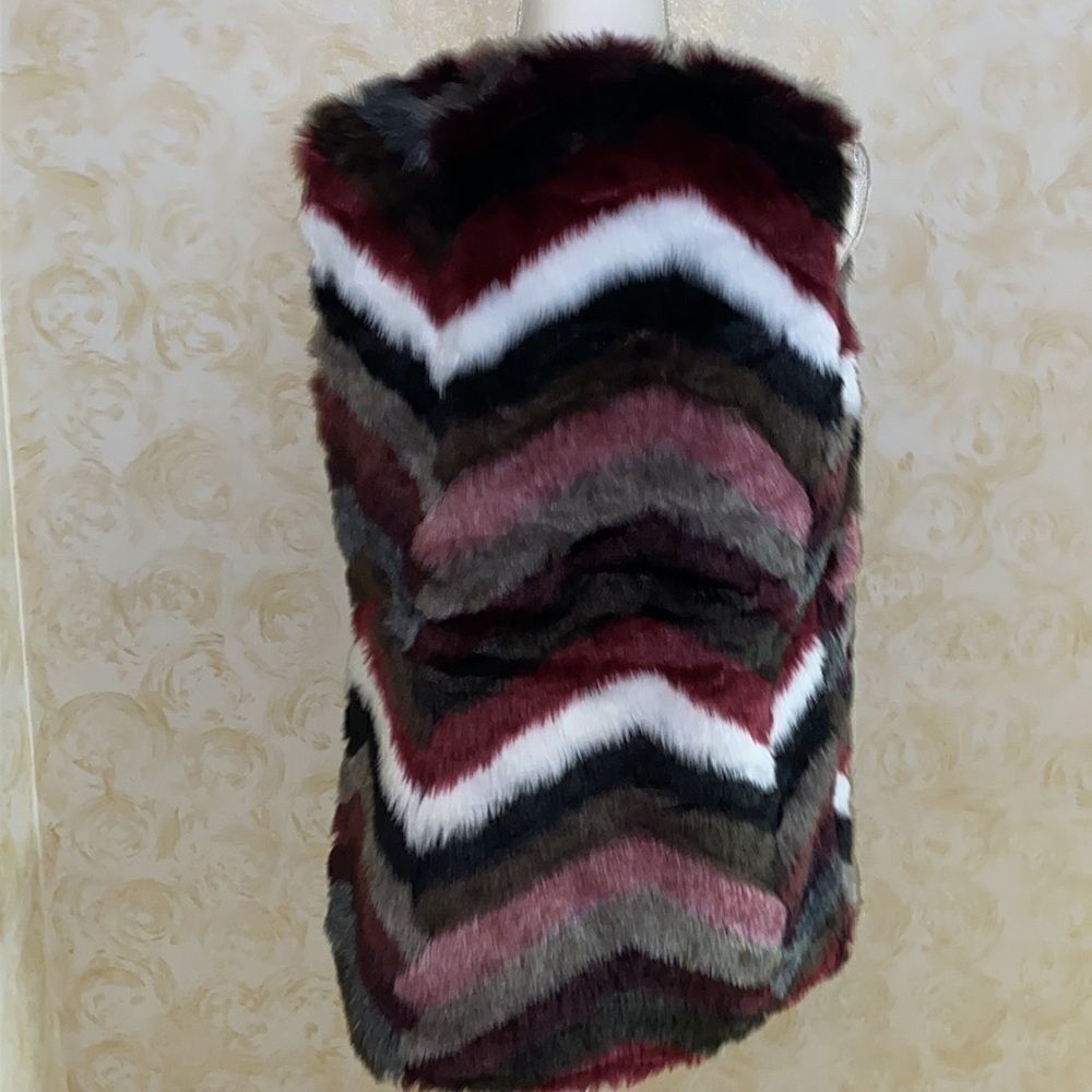 Fever Multicolored Chevron Vest!! - Picture 4 of 5